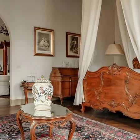 Gnecchi Villa *